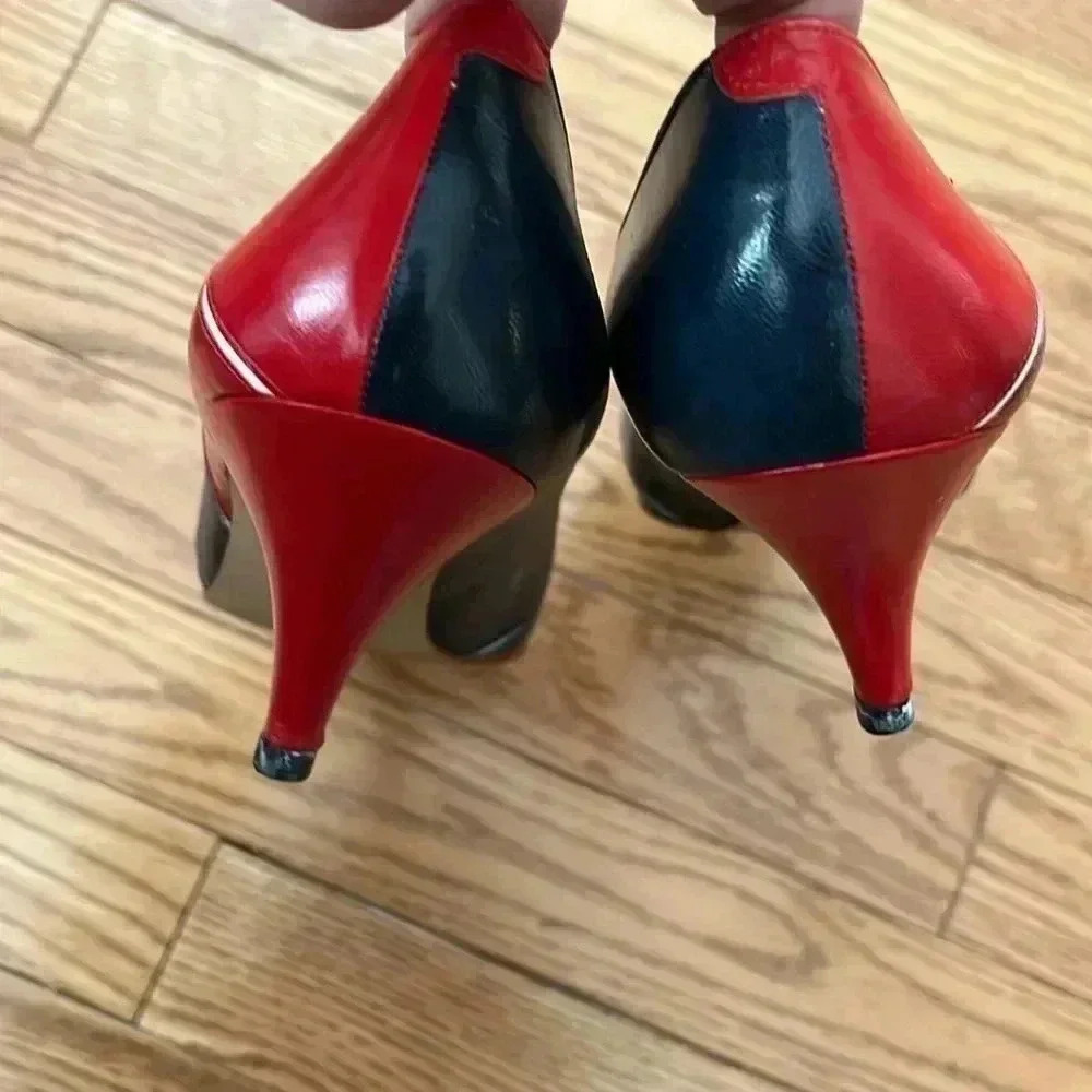[10AA]Pappagallo Blue/Red  Patterned Kit Heel Pump - Picture 6 of 9